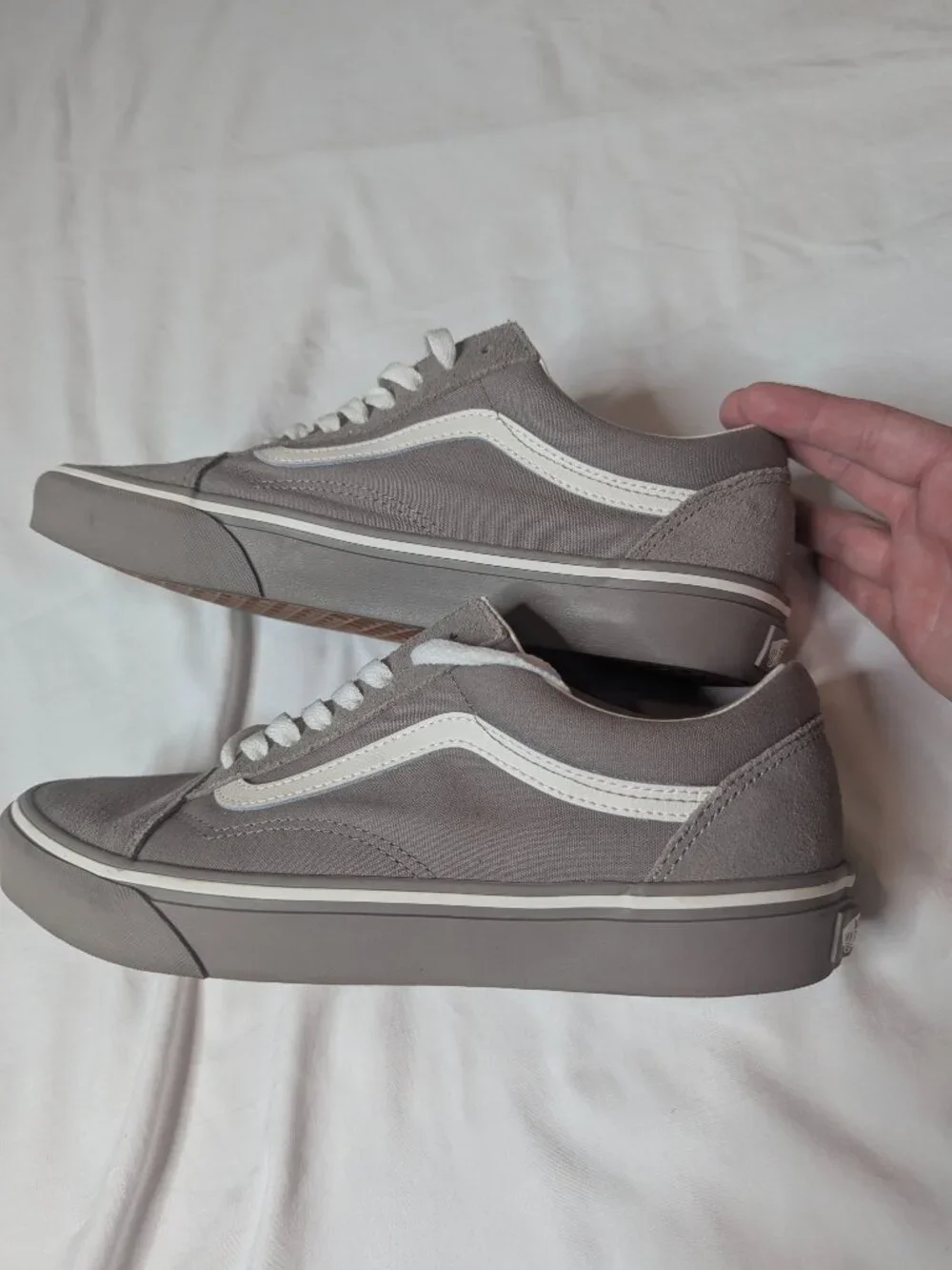 Men's Old Skool Vans, Gray Size 9.5M/11W